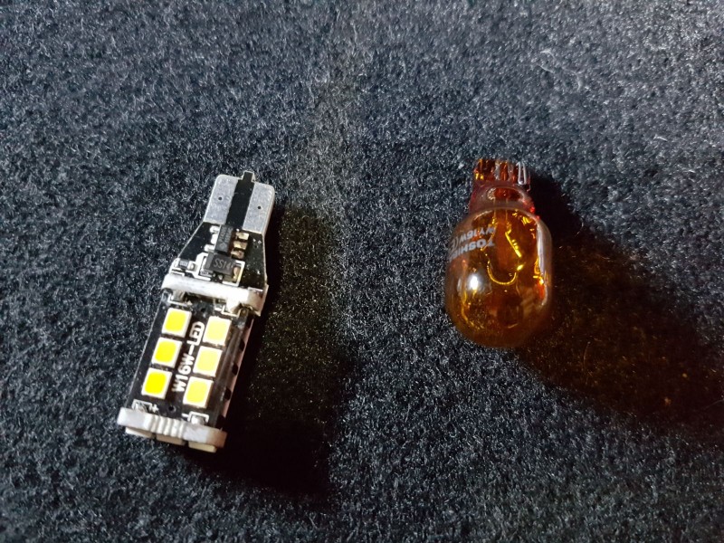 IMG-20170629-WA0005.jpg (444.08 KiB) Visto 34982 veces Led intermitente trasero